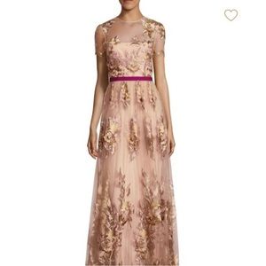 MONIQUE LHUILLIER: MET Ethereal llusion Mesh Gown